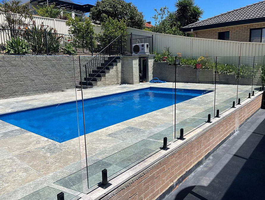 Frameless glass pool fencing